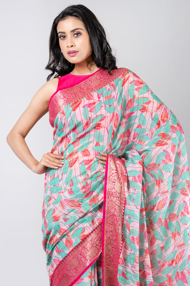 Intricate Leaves Harmony