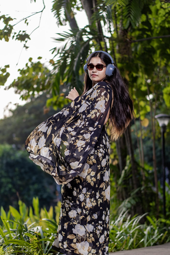 Black Floral Elegance