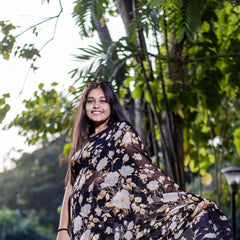 Black Floral Elegance