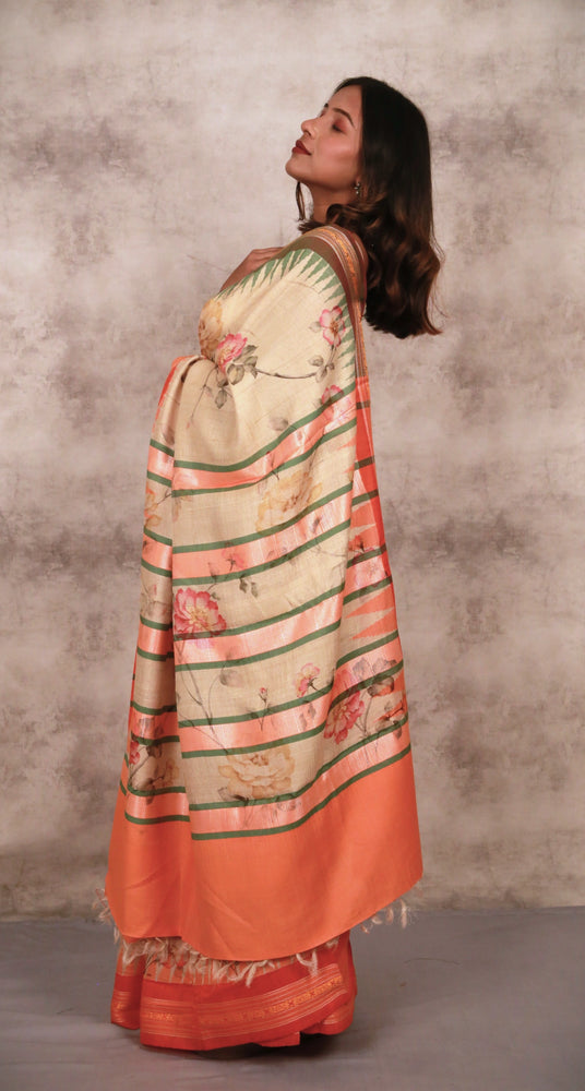 Crimson Peatals In The Wild