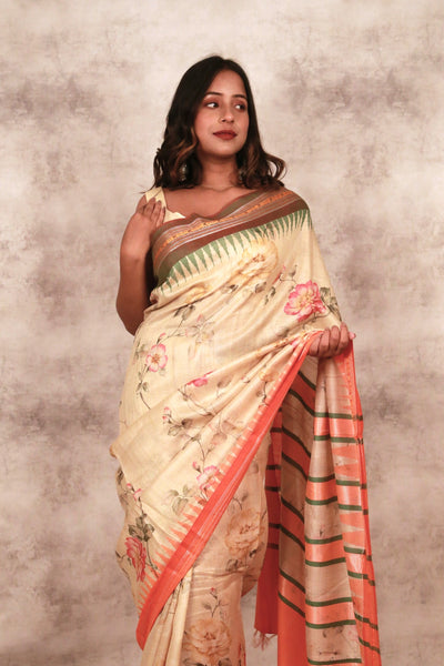 Crimson Peatals In The Wild