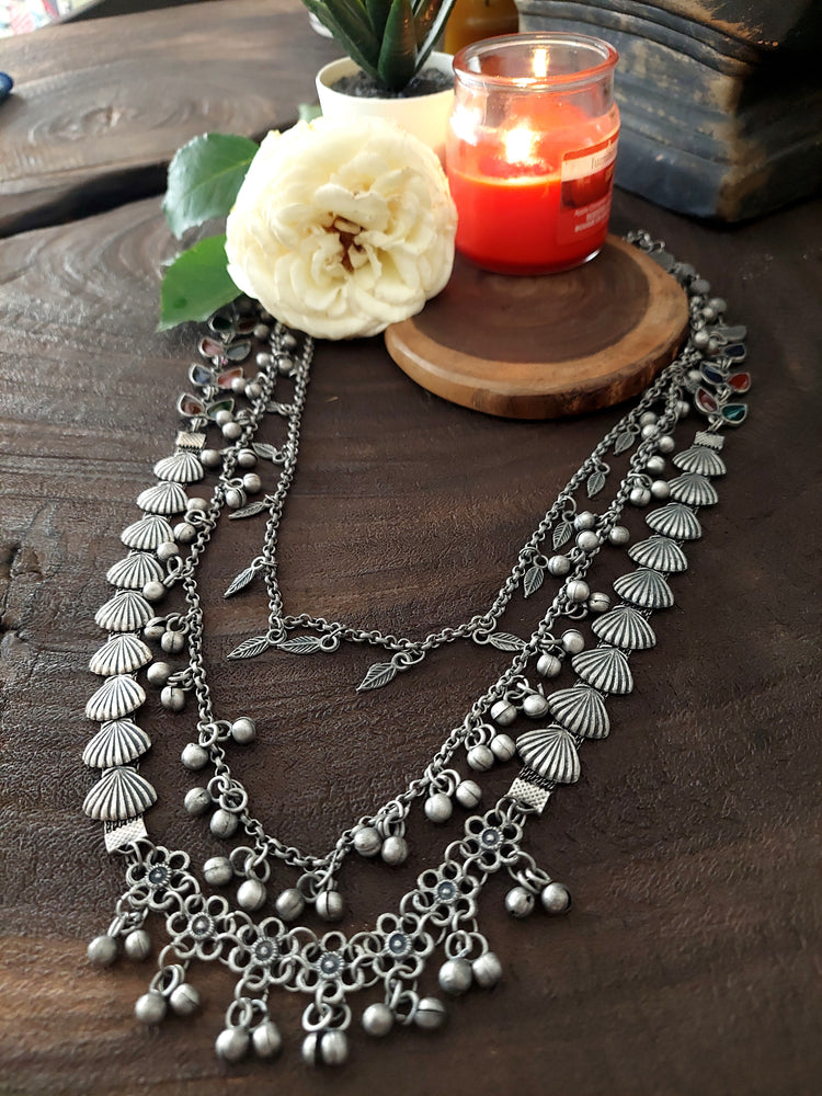 Layer Shell Neckpiece