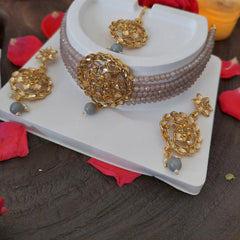Classic choker set