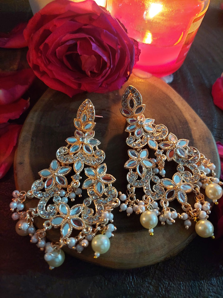 Layered kundan jhumka