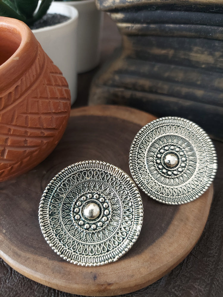 Antique finish jewel